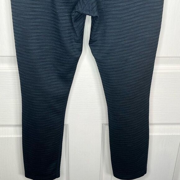 Athleta 3/4 Athletic Leggings Sz M Black Blue Striped - Picture 7 of 9